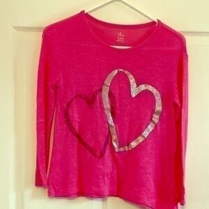 - Heart light weight Sweater Medium